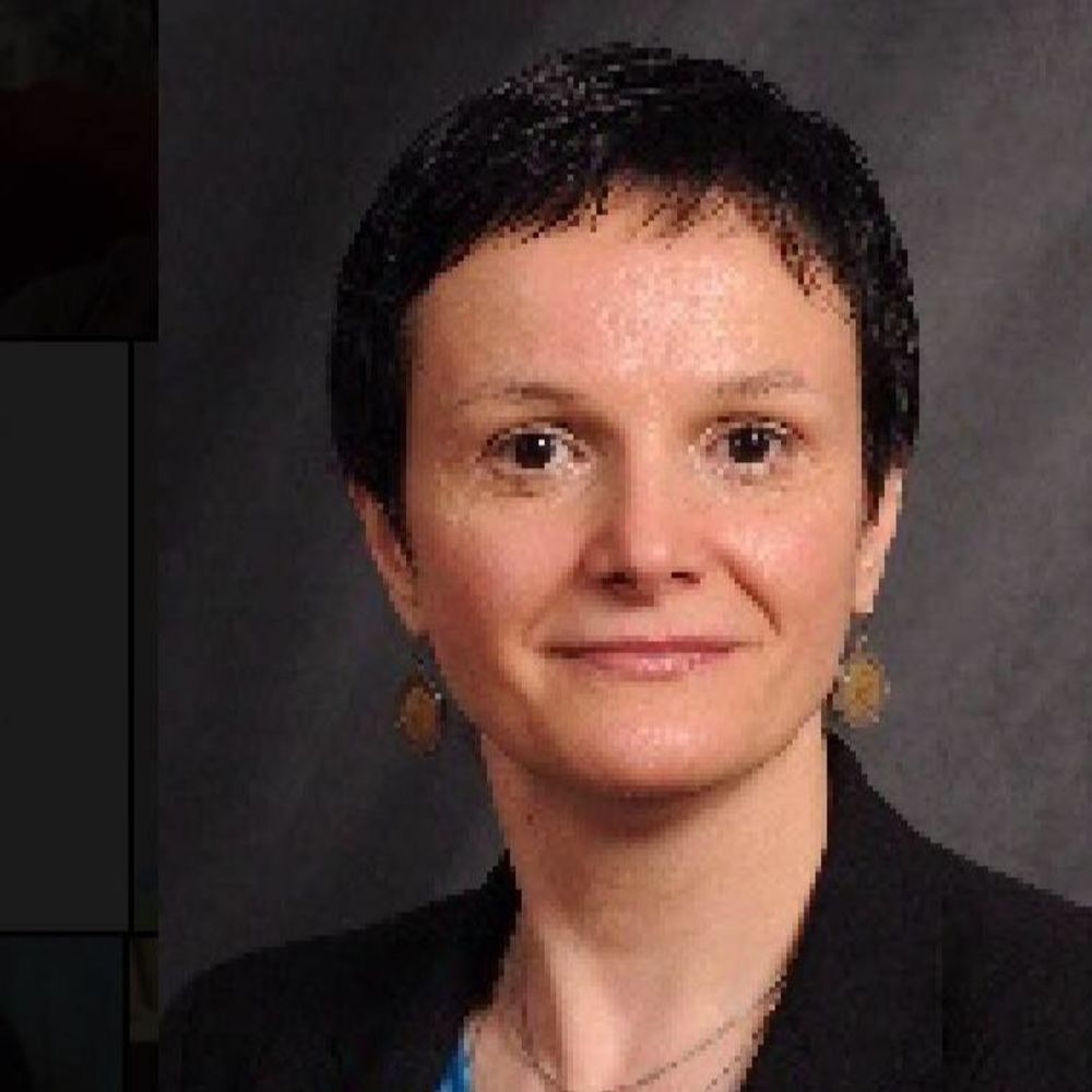 Meet your Posher, Adina